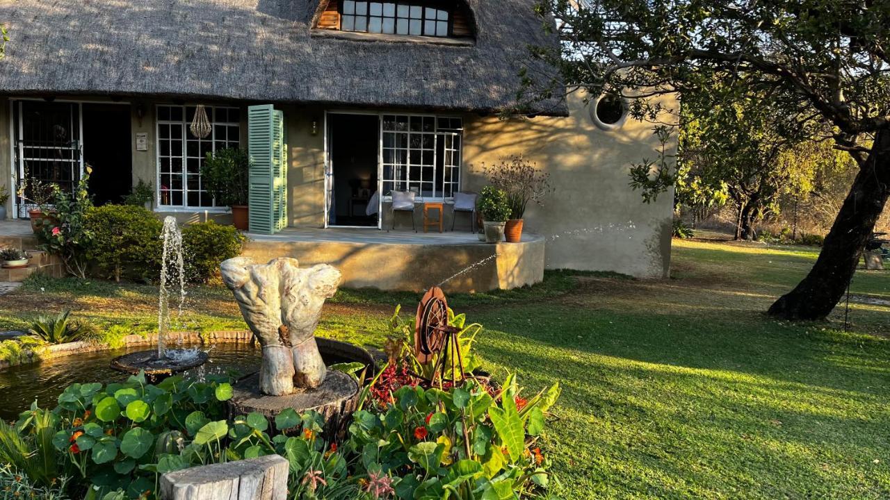 Farm Vibes Guesthouse Бритс Экстерьер фото