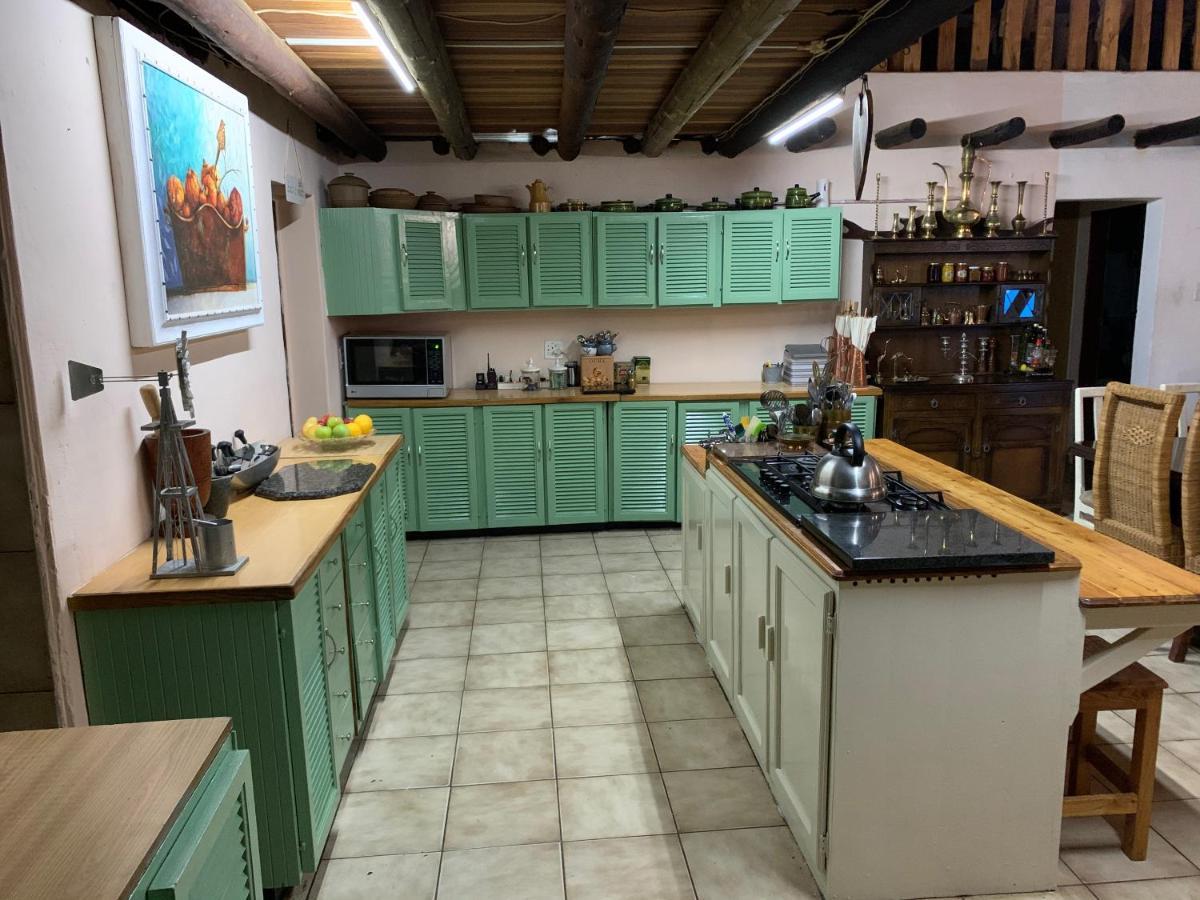 Farm Vibes Guesthouse Бритс Экстерьер фото